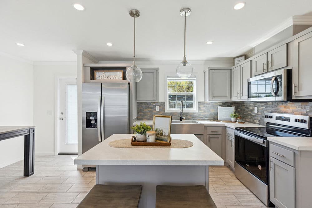 Mabson kitchen home features