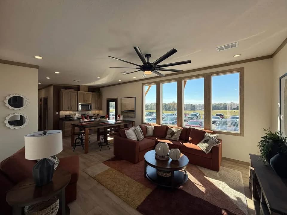 The keystone (coming soon)  home features