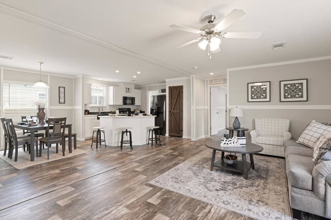 Grand slam 2856256 interior home features