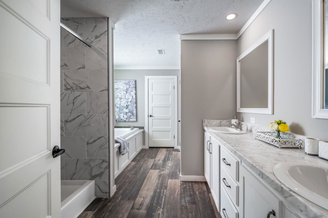 The magnolia bathroom home features