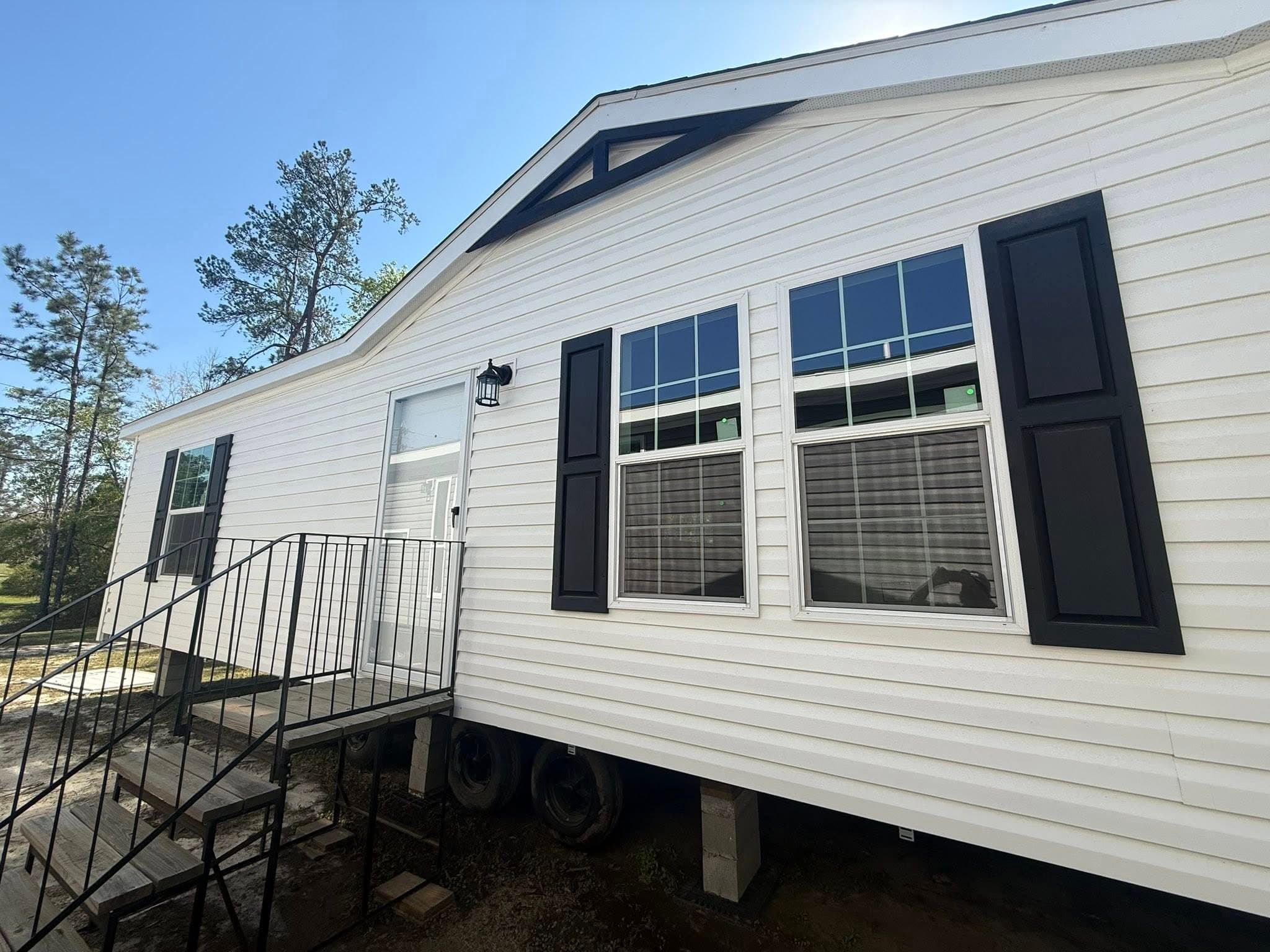 Iron ranch 28563a hero and exterior home features