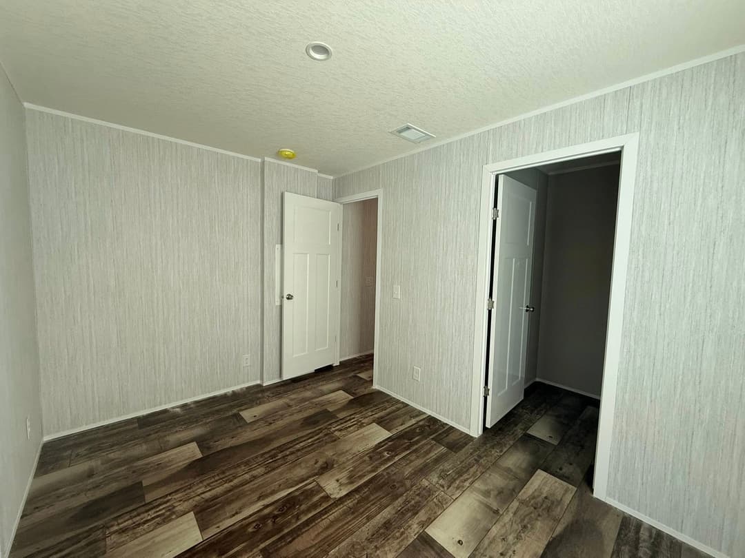 2026 charlie (inventory) interior home features