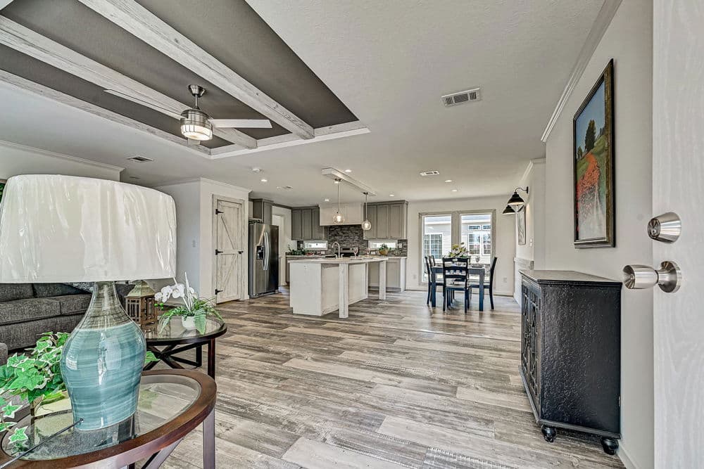 Morvin interior home features