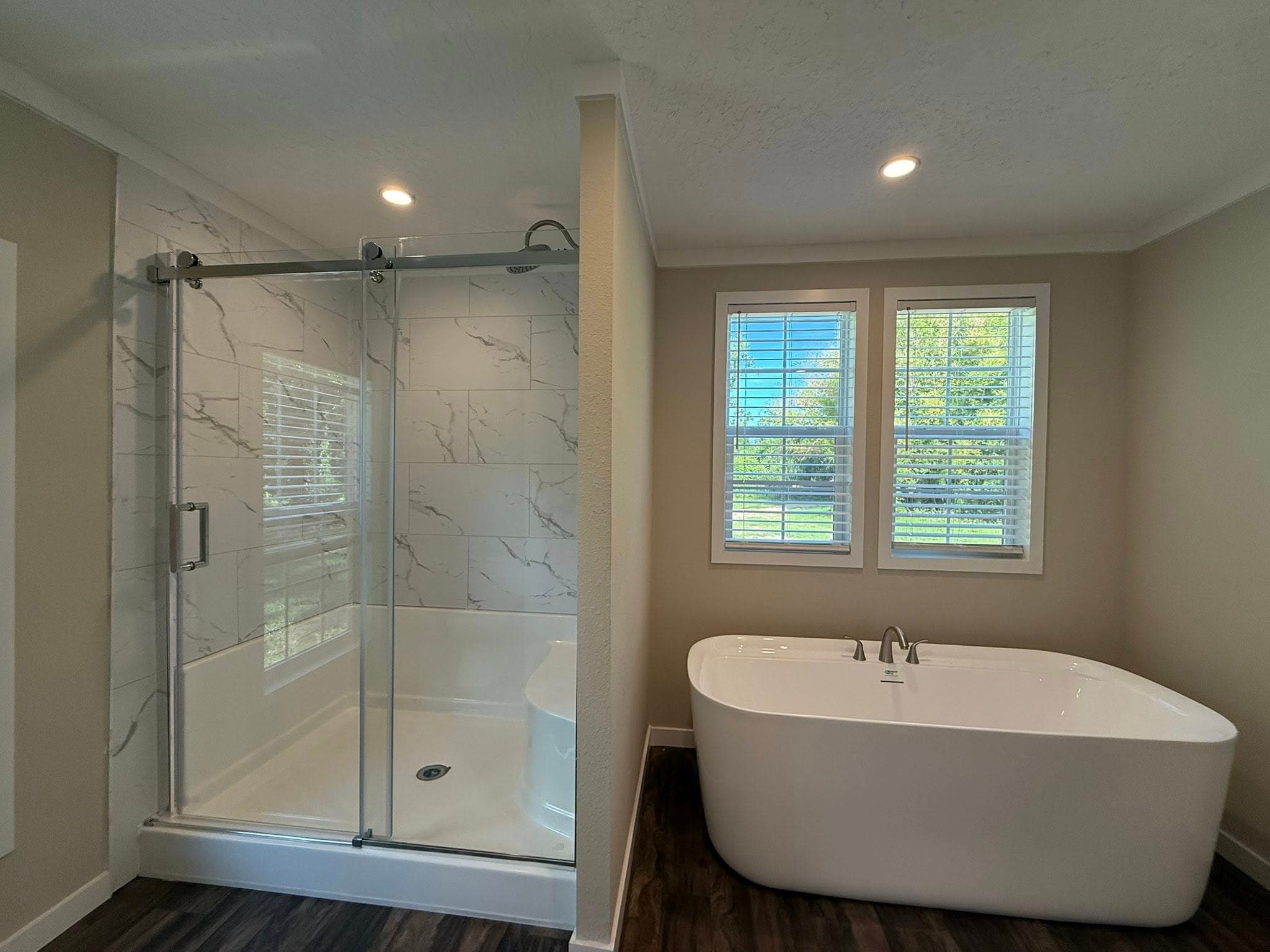 2026 legend (inventory) bathroom home features