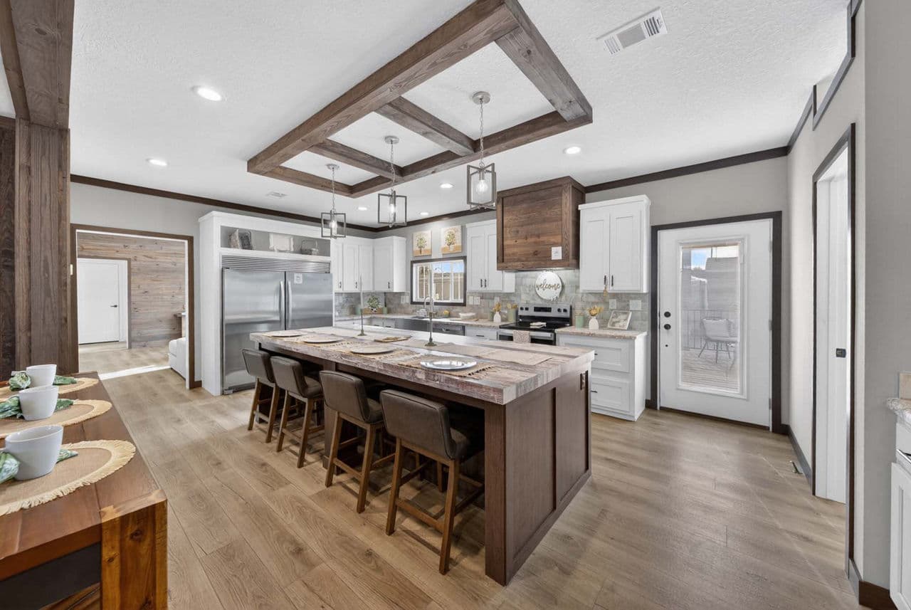 2027 big john-yellowstone series (on display)  home features