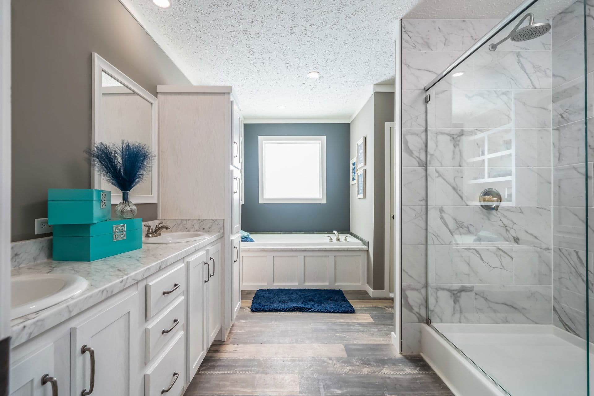 The willow oak bathroom home features
