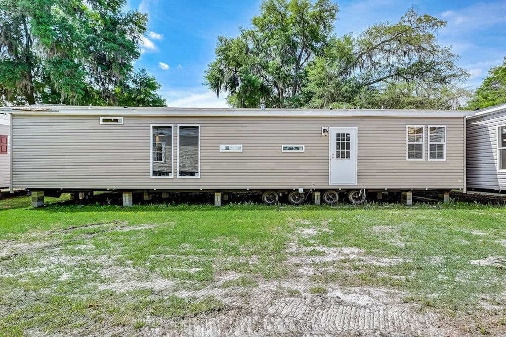 Morvin exterior and elevation home features