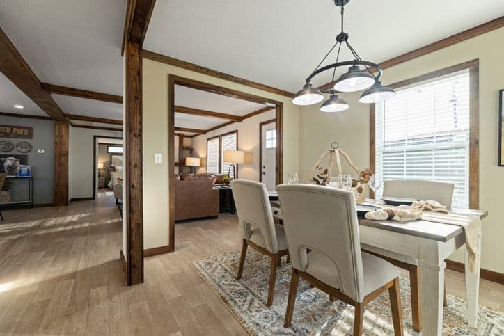 Goose 28643a interior home features