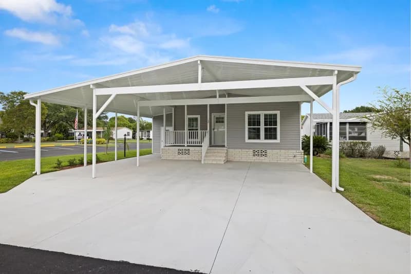 Champion community 2856443 elevation and exterior home features