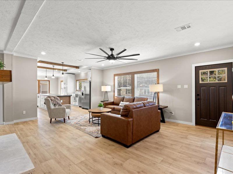 The shades creek (inventory) interior home features