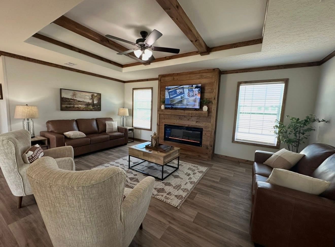 Coming soon-reece 32663a  home features