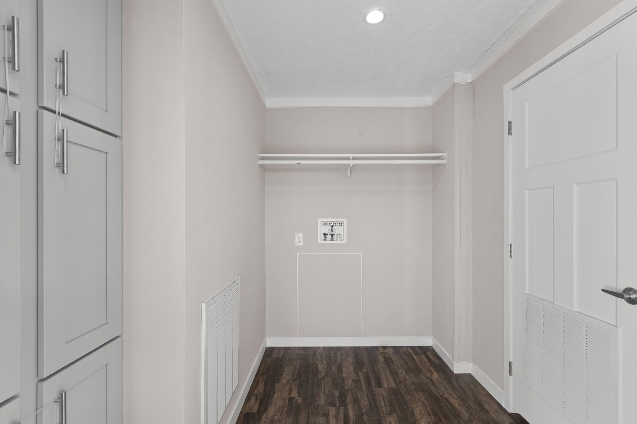 The merlin (inventory) interior home features