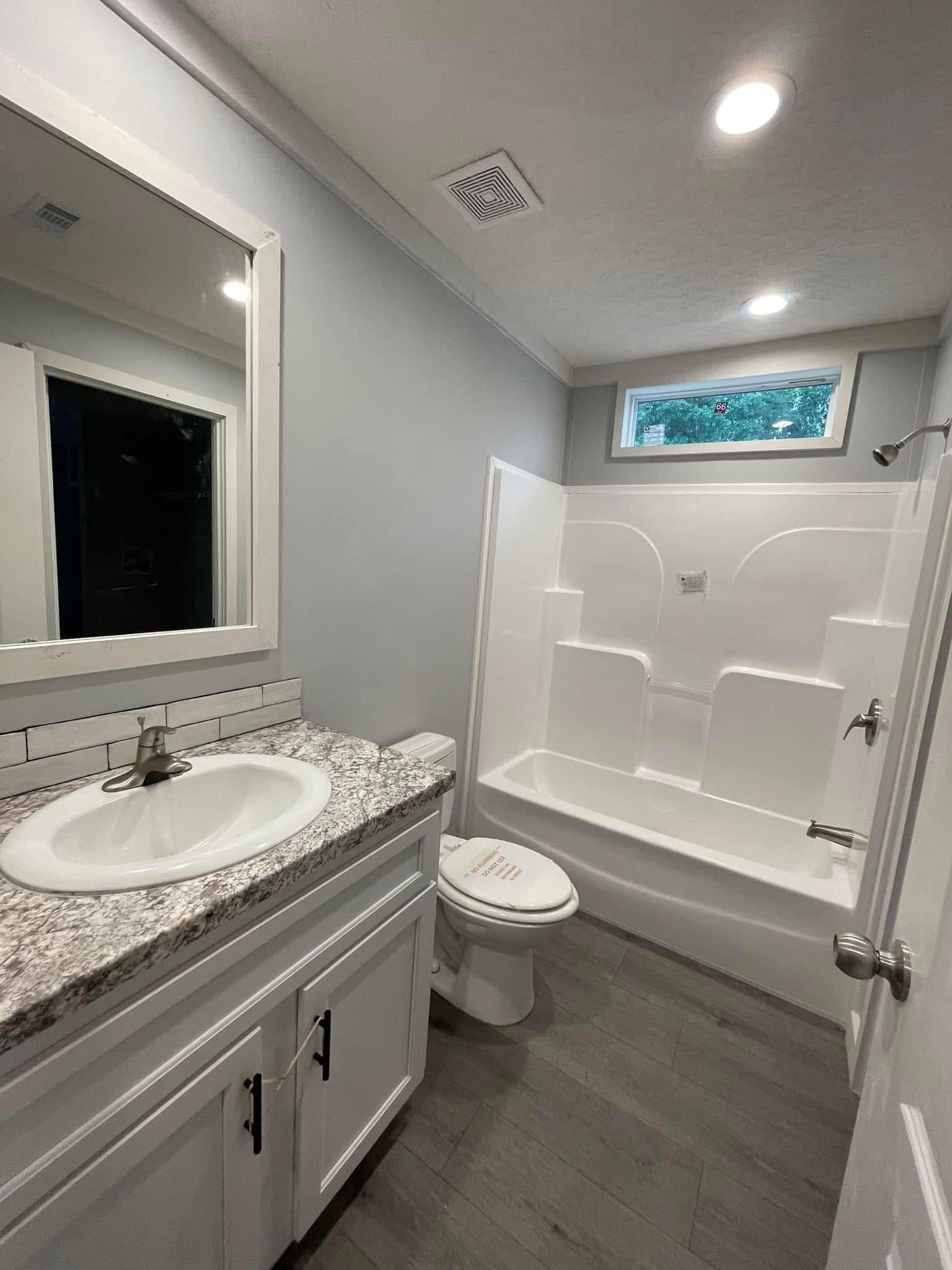 2026 maverick (inventory) bathroom home features