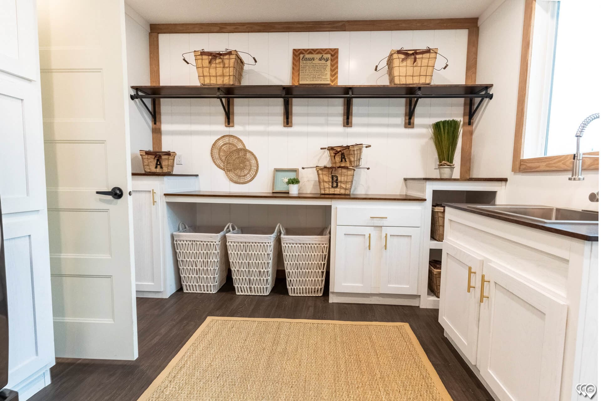 The twin creek kitchen home features