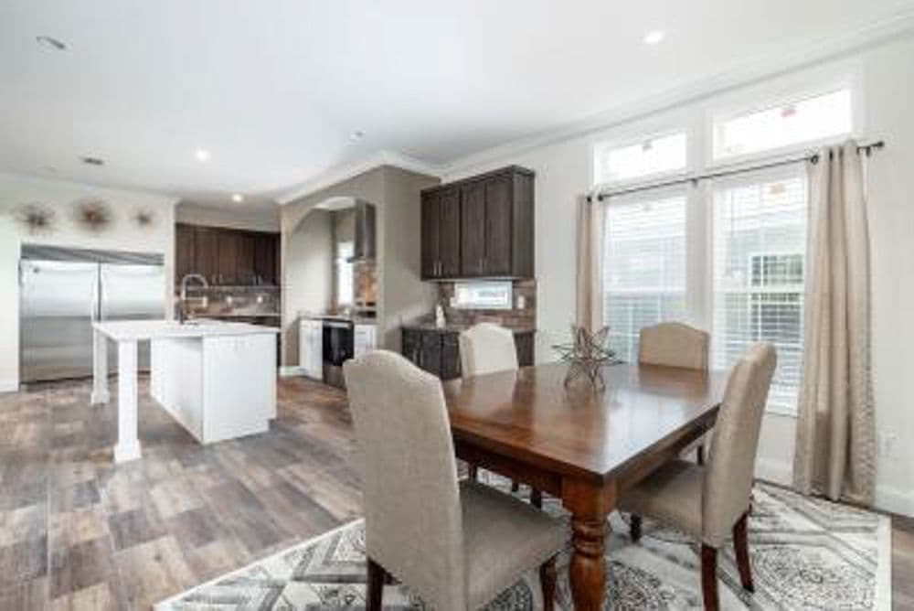 Ridgely interior home features