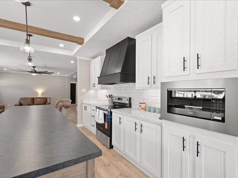 The shades creek (inventory) kitchen home features