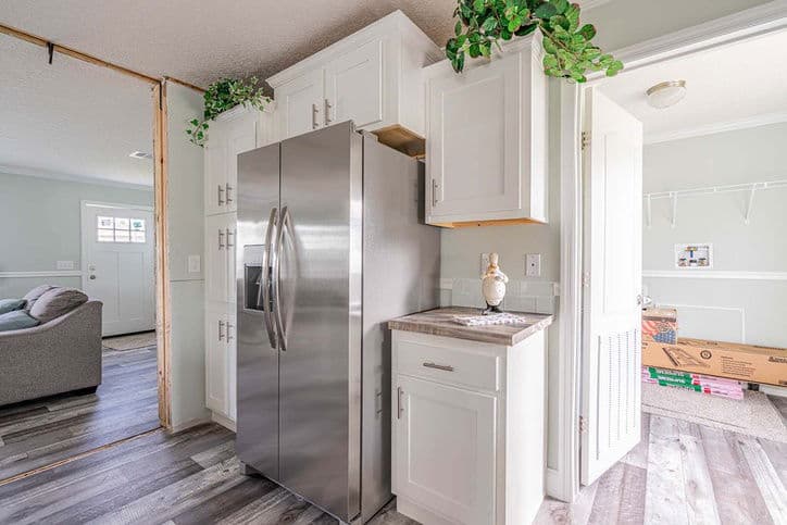 Camron 28563f kitchen home features