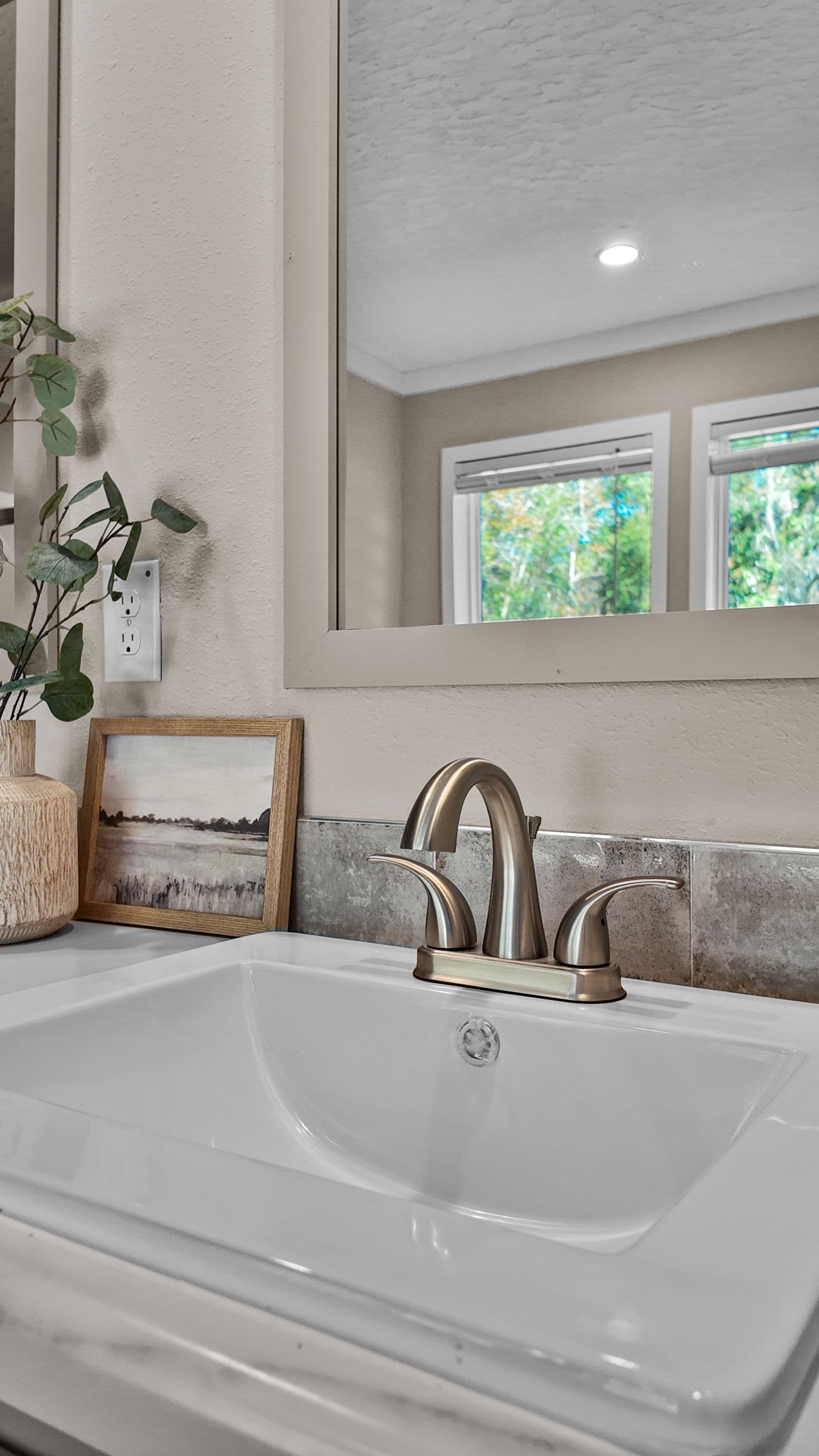 The merlin (inventory) bathroom home features