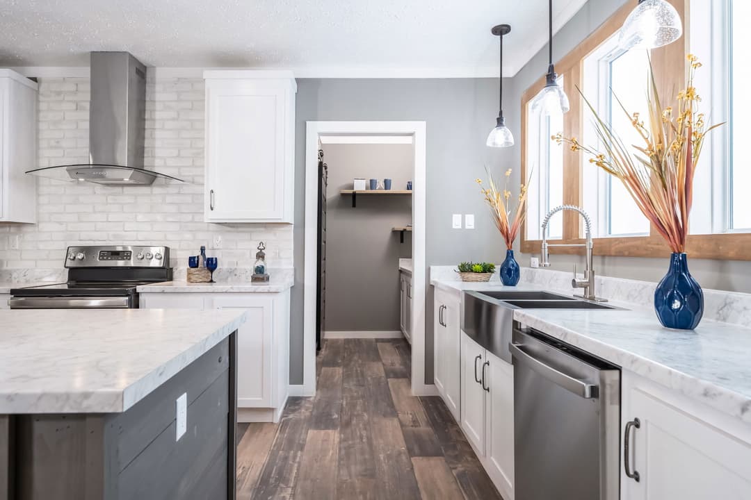 The willow oak kitchen home features