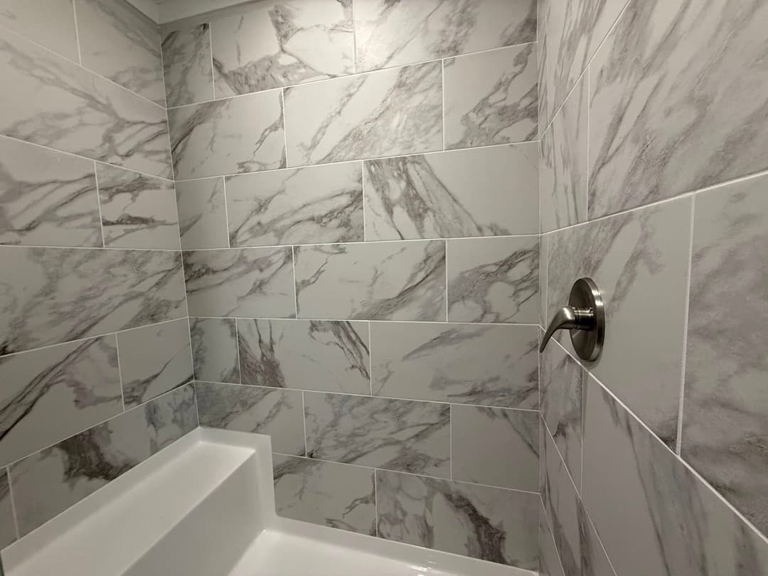 Destiny porch model (inventory) bathroom home features