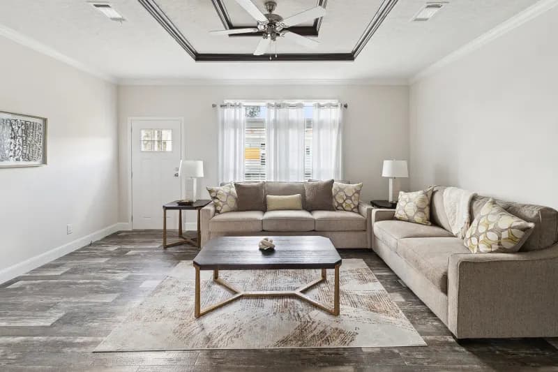 Freedom 3276517 interior home features