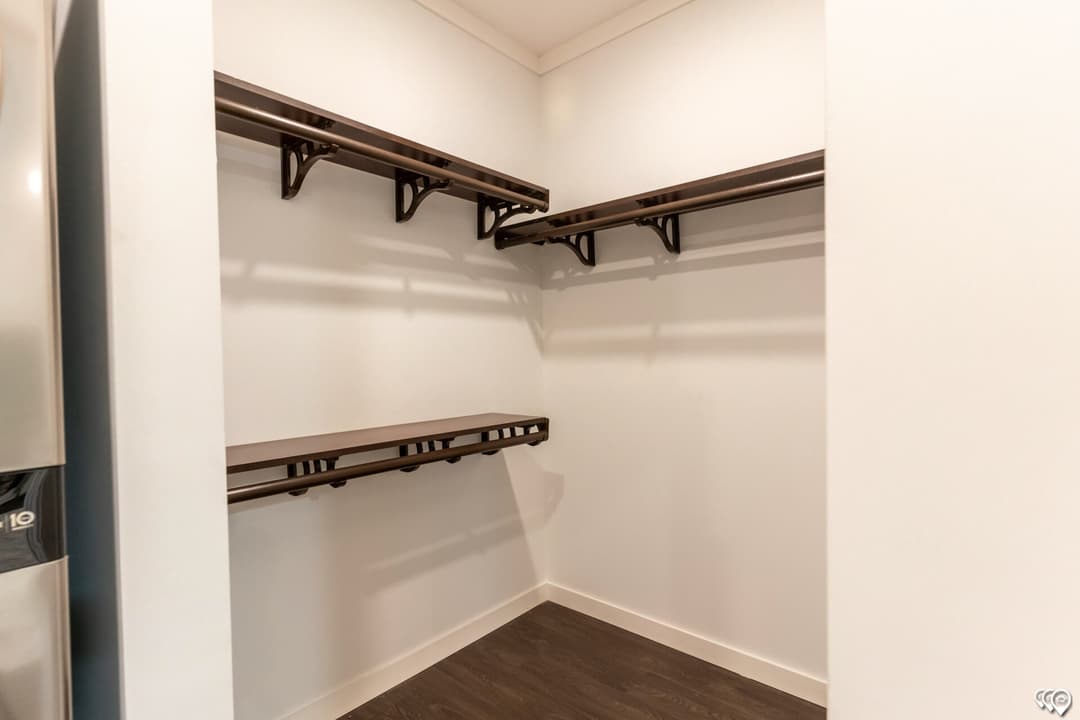 The twin creek interior home features