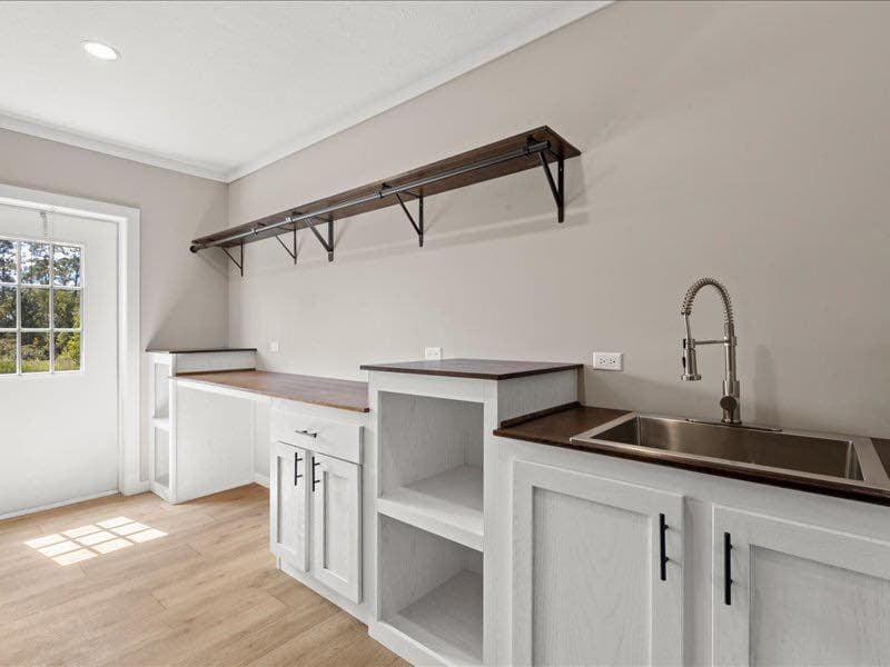 The shades creek (inventory) interior home features