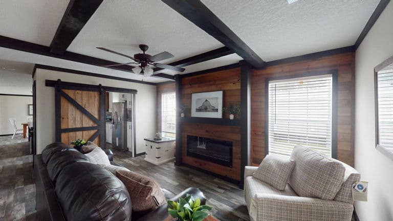 Banning 28724a interior home features