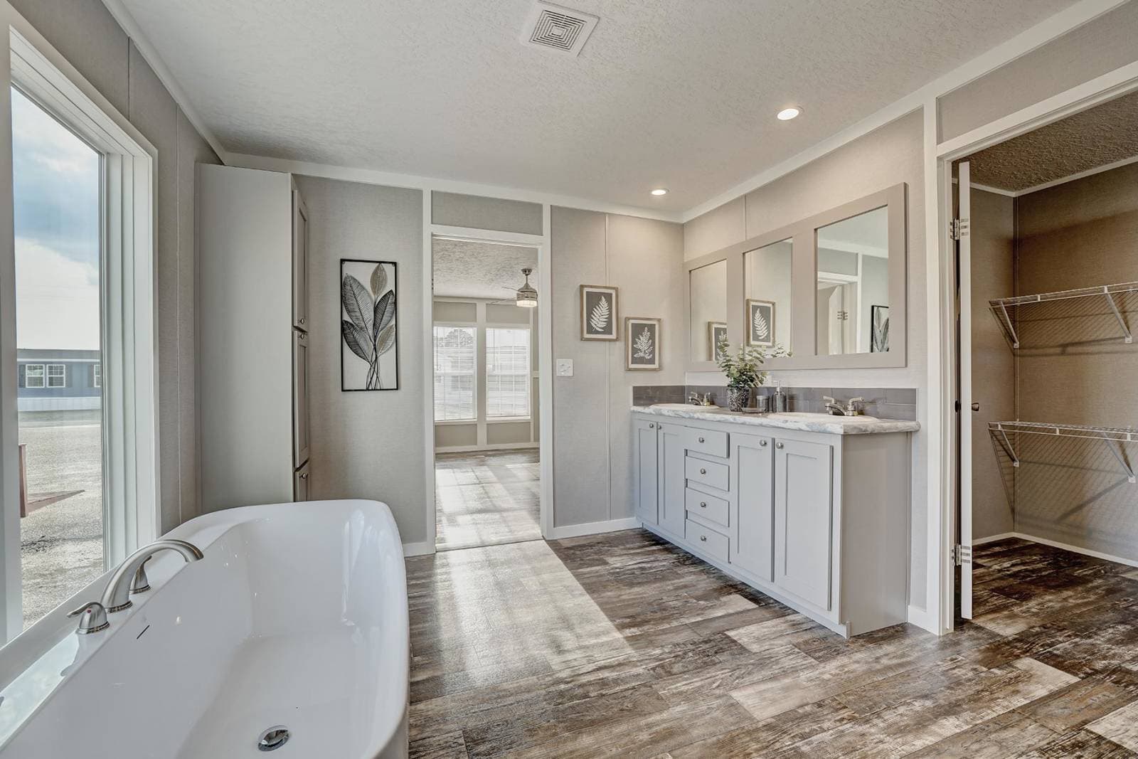 The chipper bathroom home features