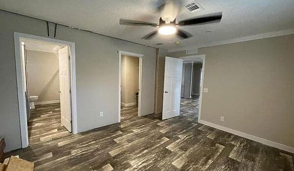 Champion community 2844444 bedroom home features