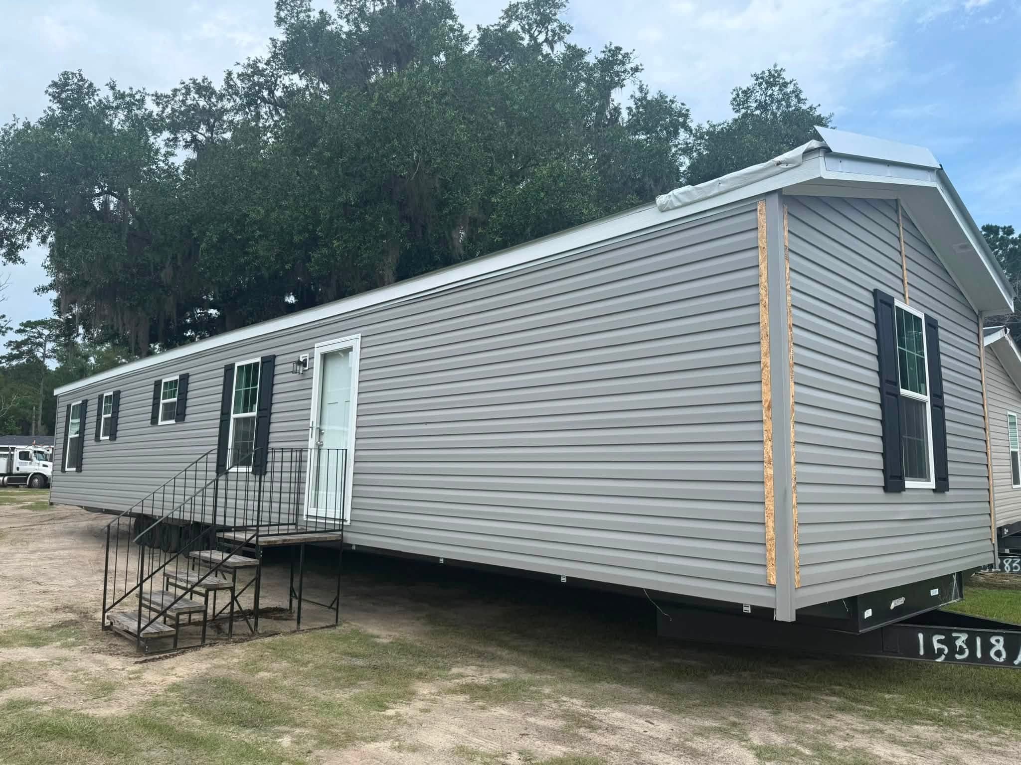 2027 charlie (on display) hero and elevation home features