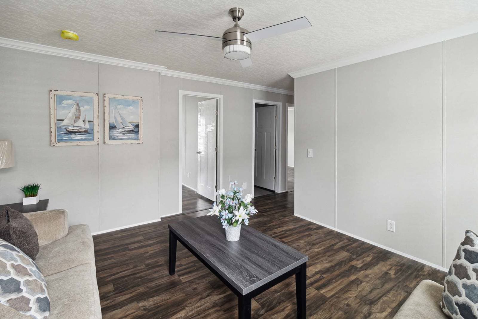 Home run 3272228 interior home features