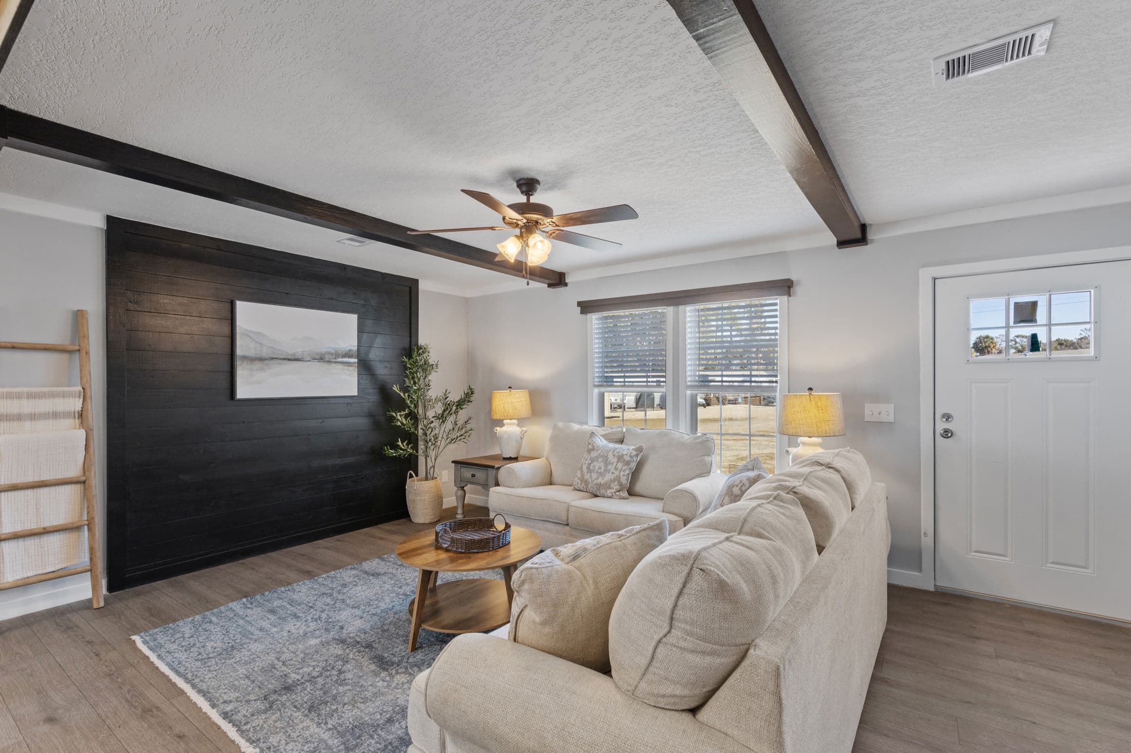 2026 maverick (inventory)  home features