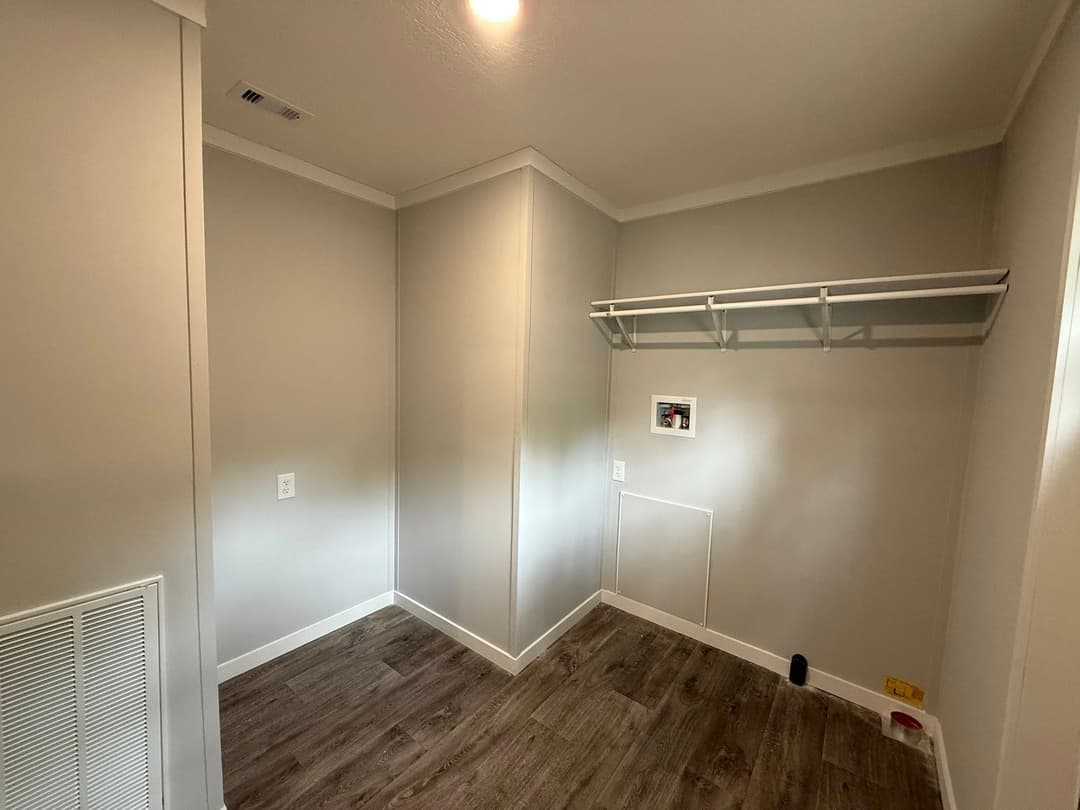 2025 viper (inventory) interior home features