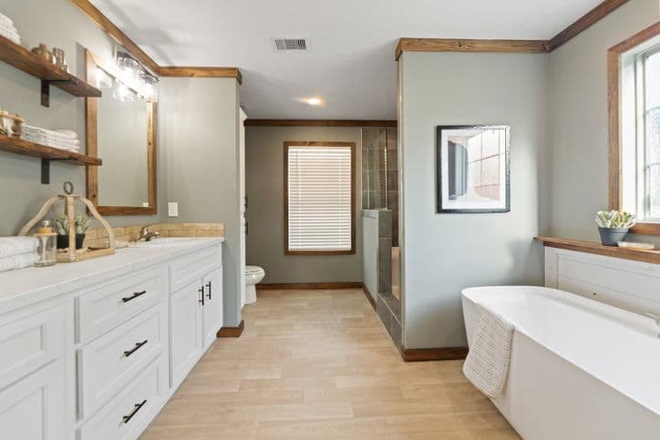 Goose 28643a bathroom home features