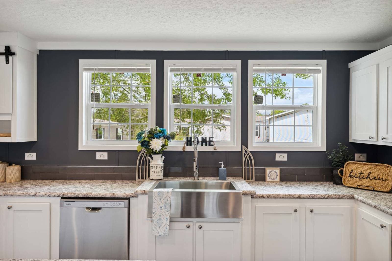 The aaron kitchen home features