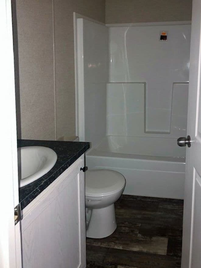 Gallman bathroom home features