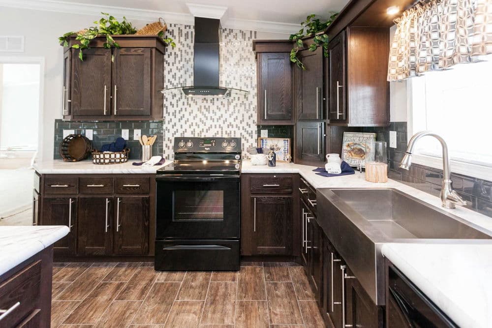 Larsen kitchen home features