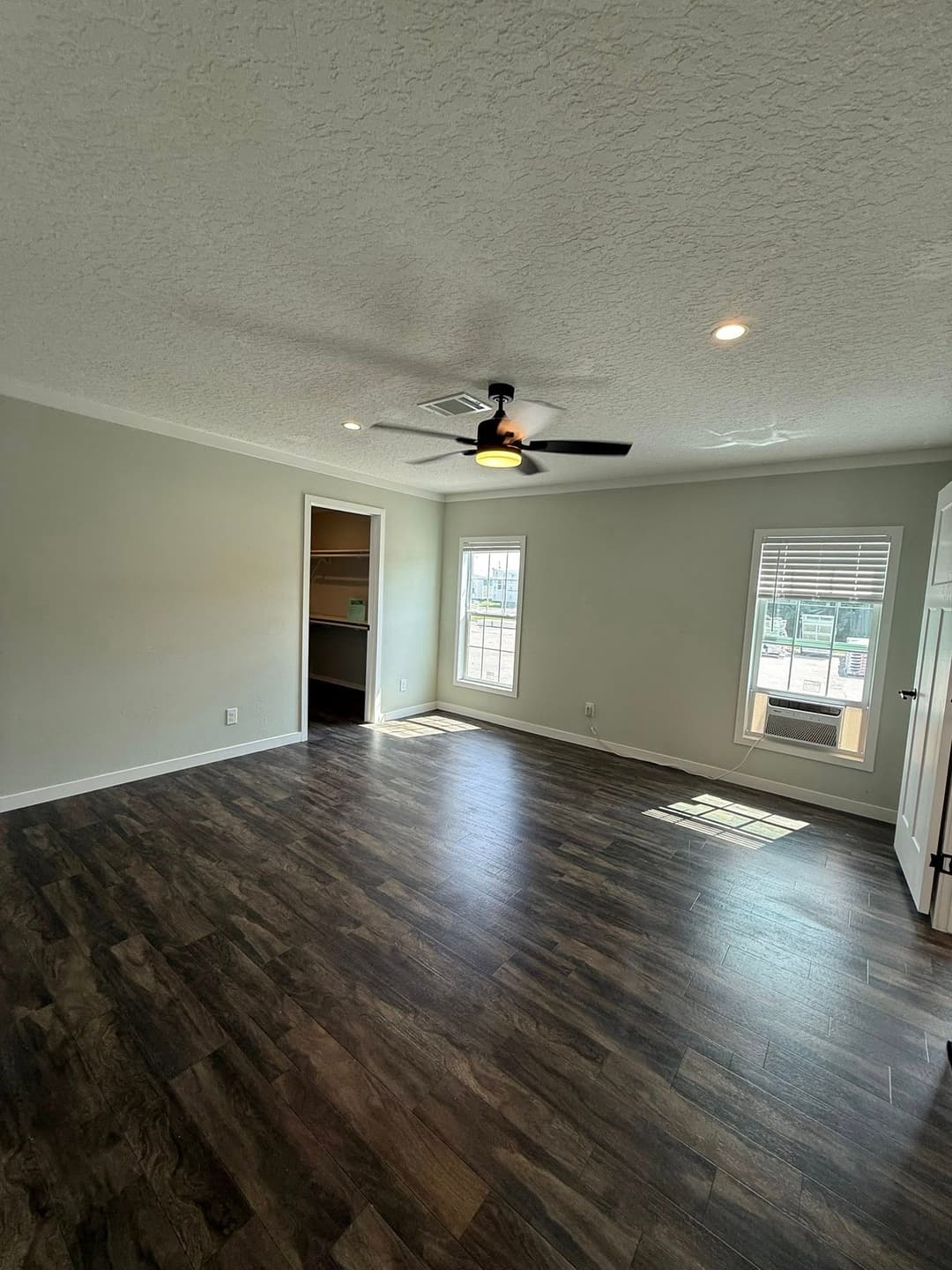 The merlin (inventory) interior home features