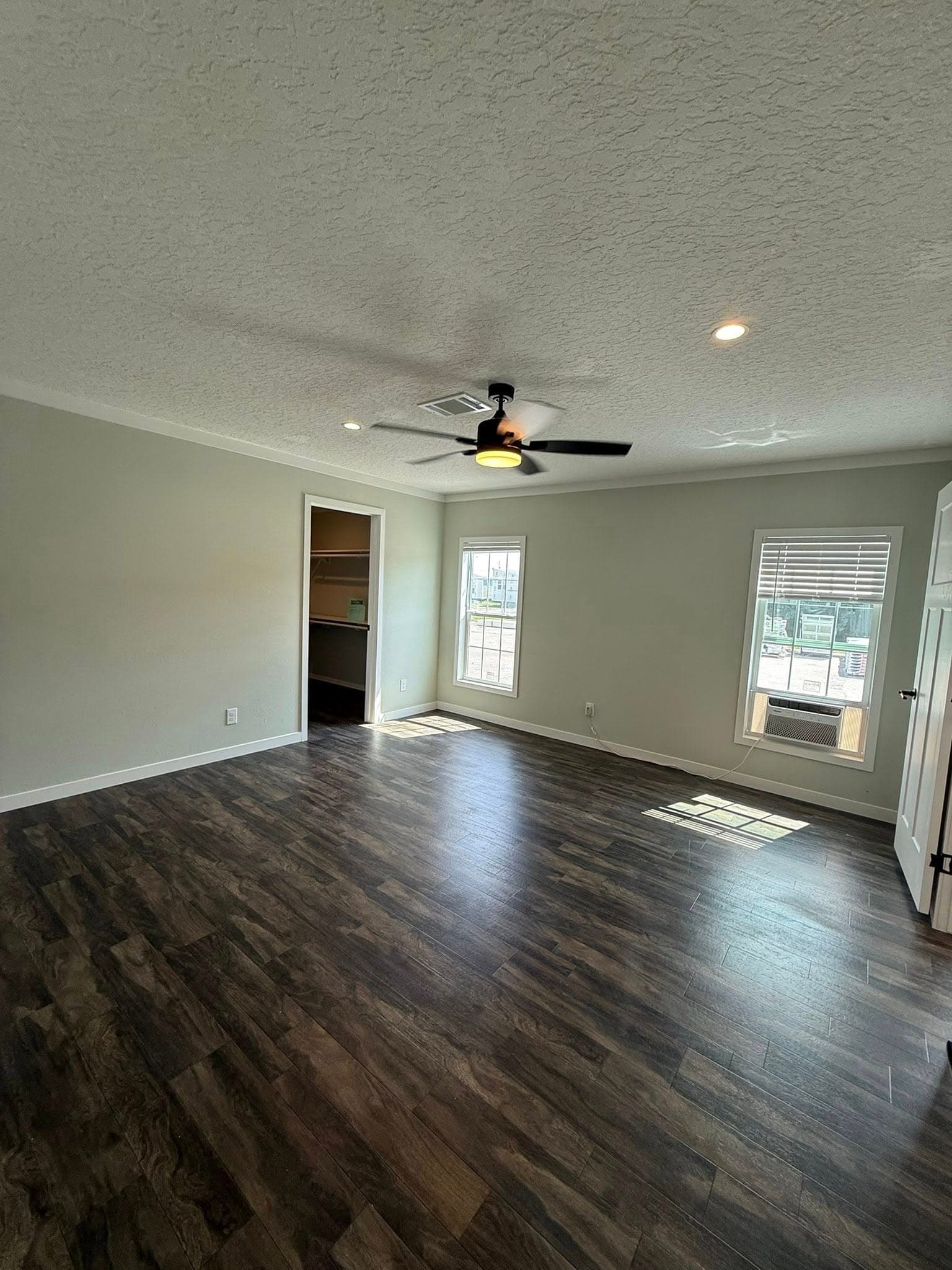 The merlin (inventory) interior home features