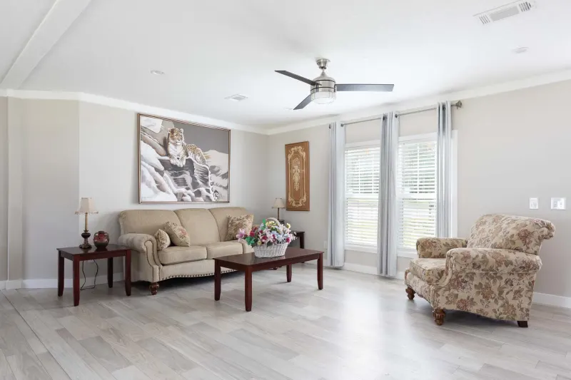 Liberty 2876489 interior home features