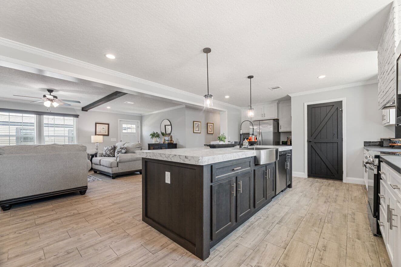 Jones 32764b kitchen home features