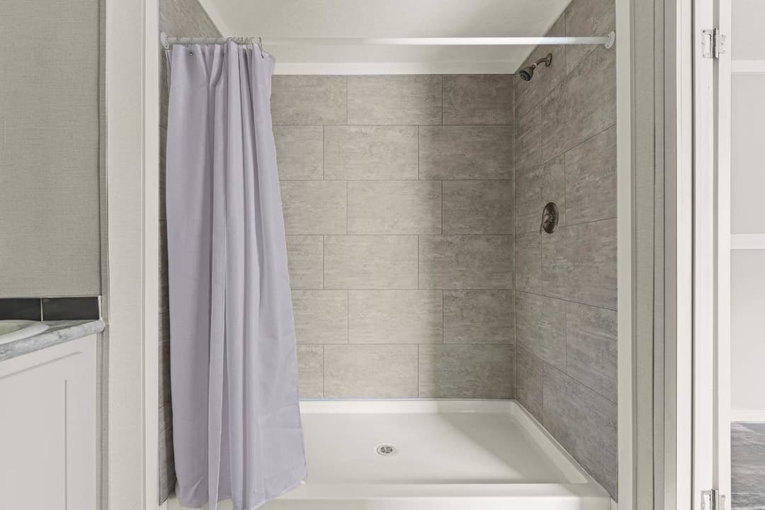 Grand slam 1676401 bathroom home features