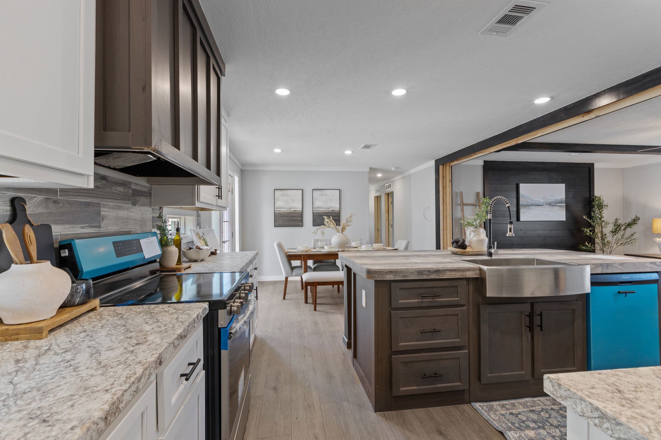 2026 maverick (inventory)  home features