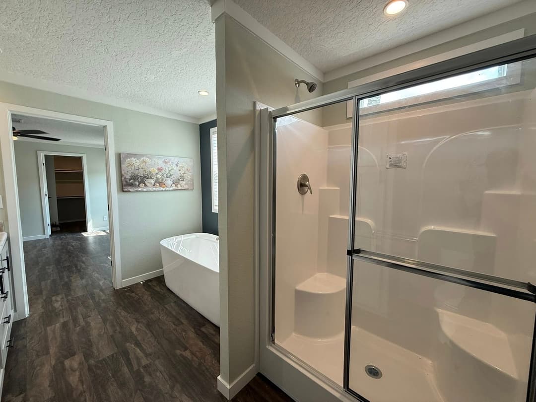 The merlin (inventory) bathroom home features