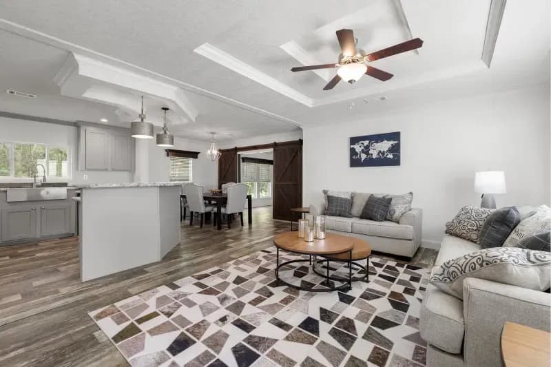 Freedom 2860520 interior home features