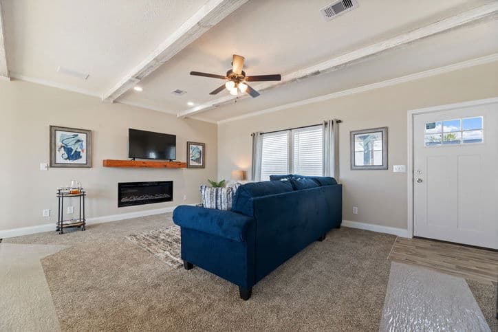 Timberview 32663e interior home features