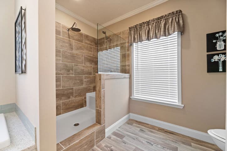 Timberview 32663e bathroom home features