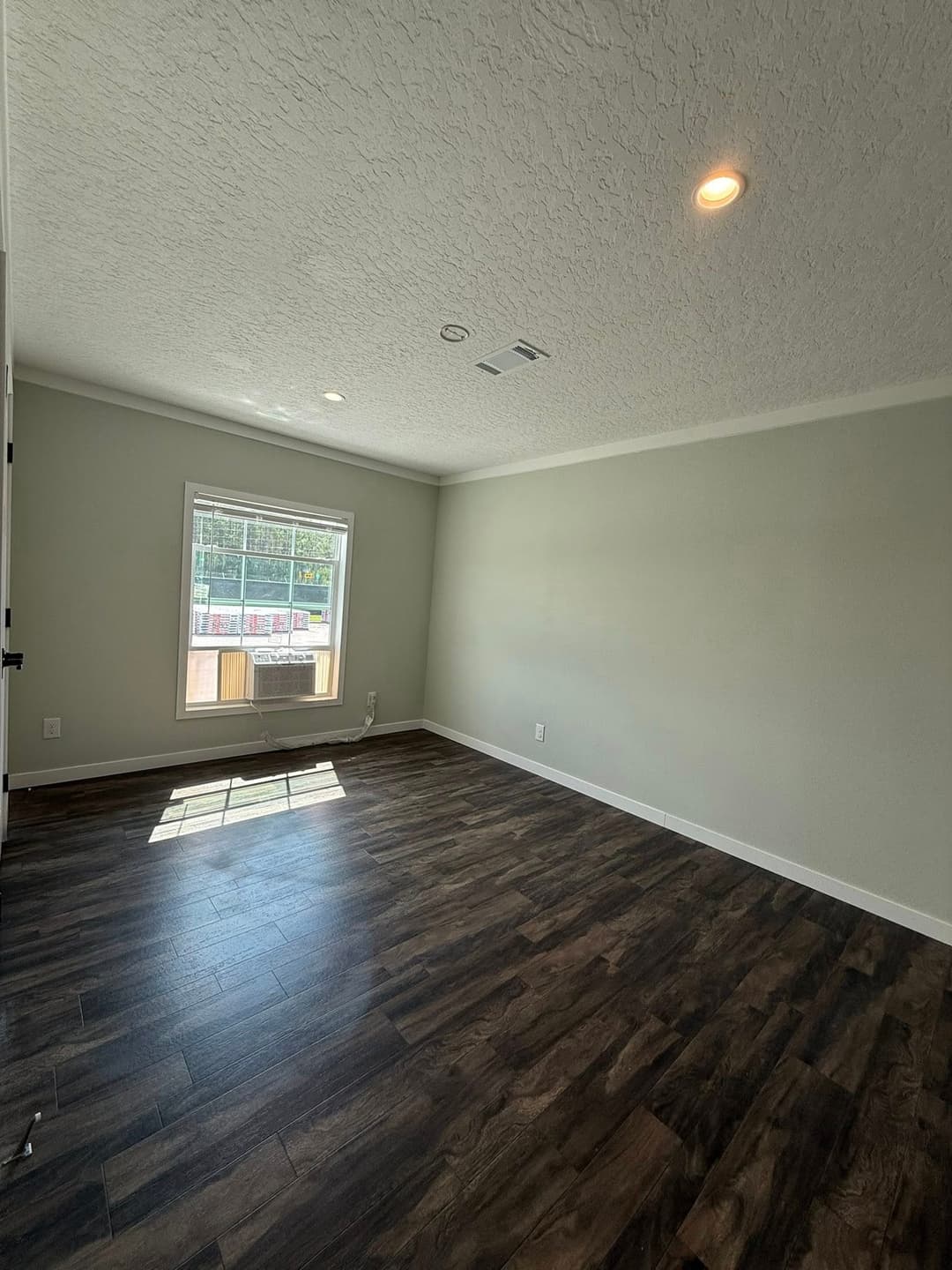 The merlin (inventory) interior home features